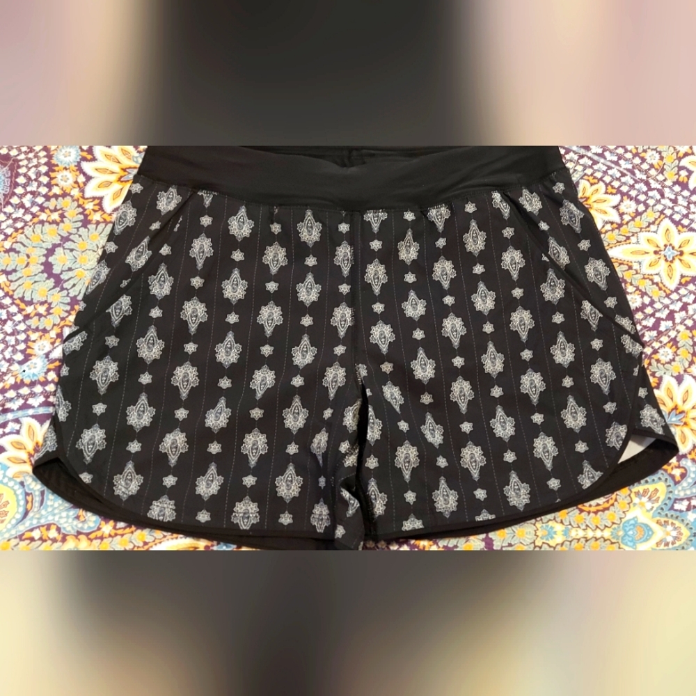 Black Patterned Women's Landsend Swim Shorts